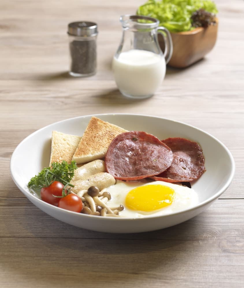 Aerotel Muscat - Airport Transit Hotel, Food and drink