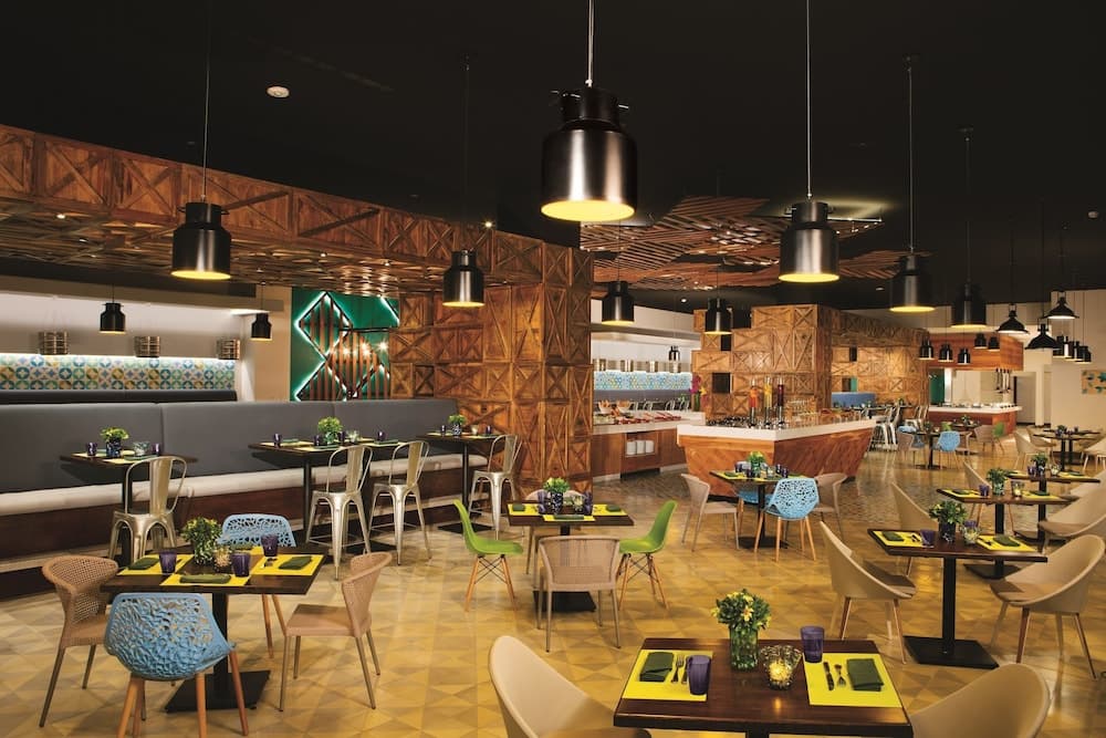 Breathless Riviera Cancun Resort & Spa - Adults Only - All Inclusive, Buffet