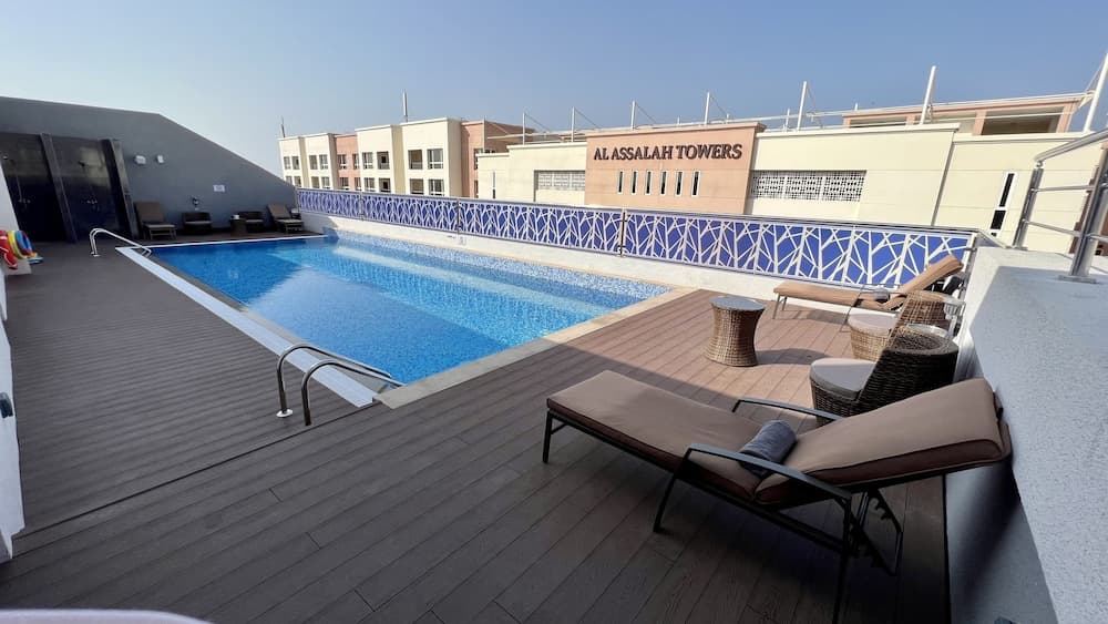 Citadines Al Ghubrah Muscat, Pool