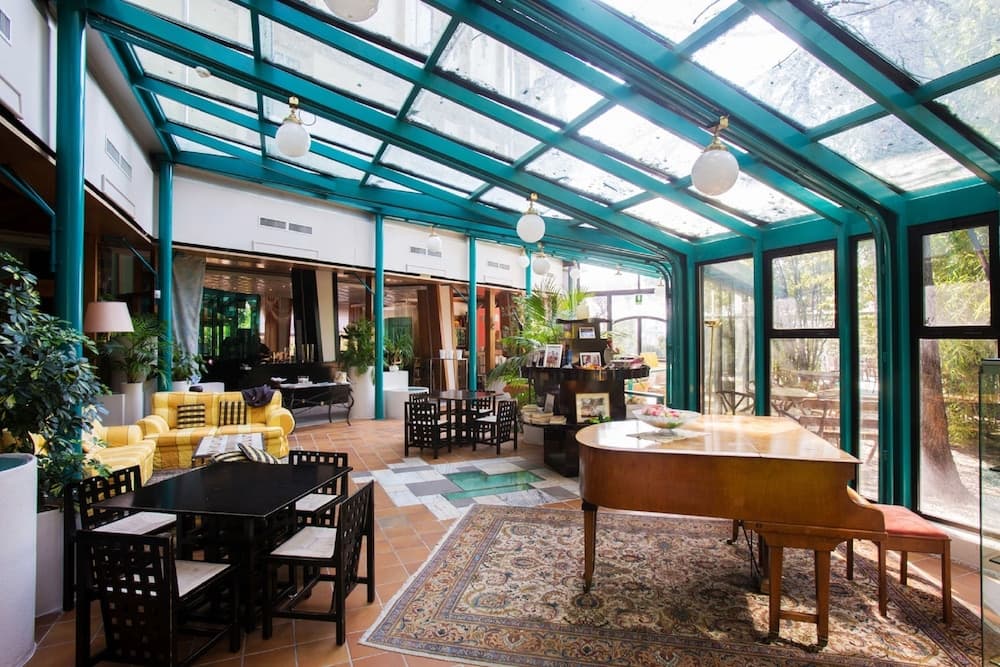 Grand Hotel Panoramic 4*, Terrace/patio