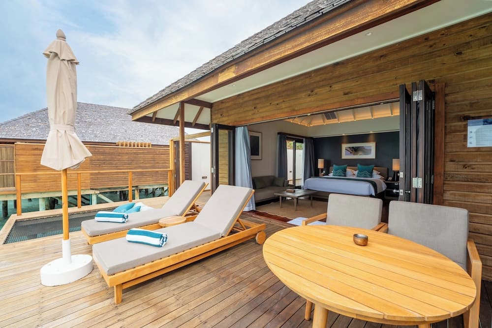 Veligandu Maldives Resort Island, Room