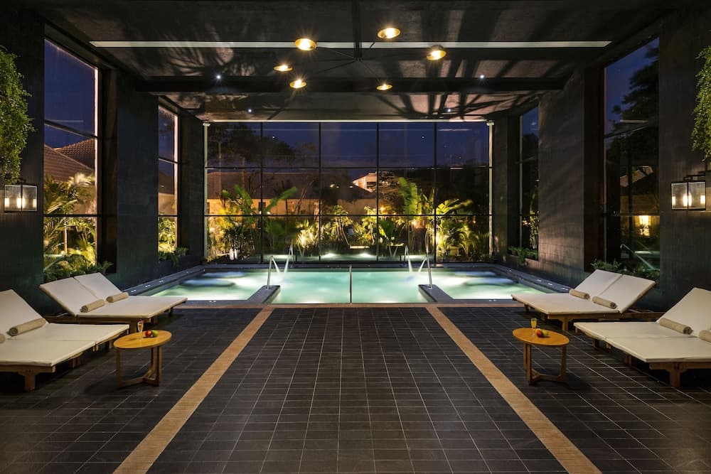 Ocean Riviera Paradise All Inclusive, Indoor spa tub