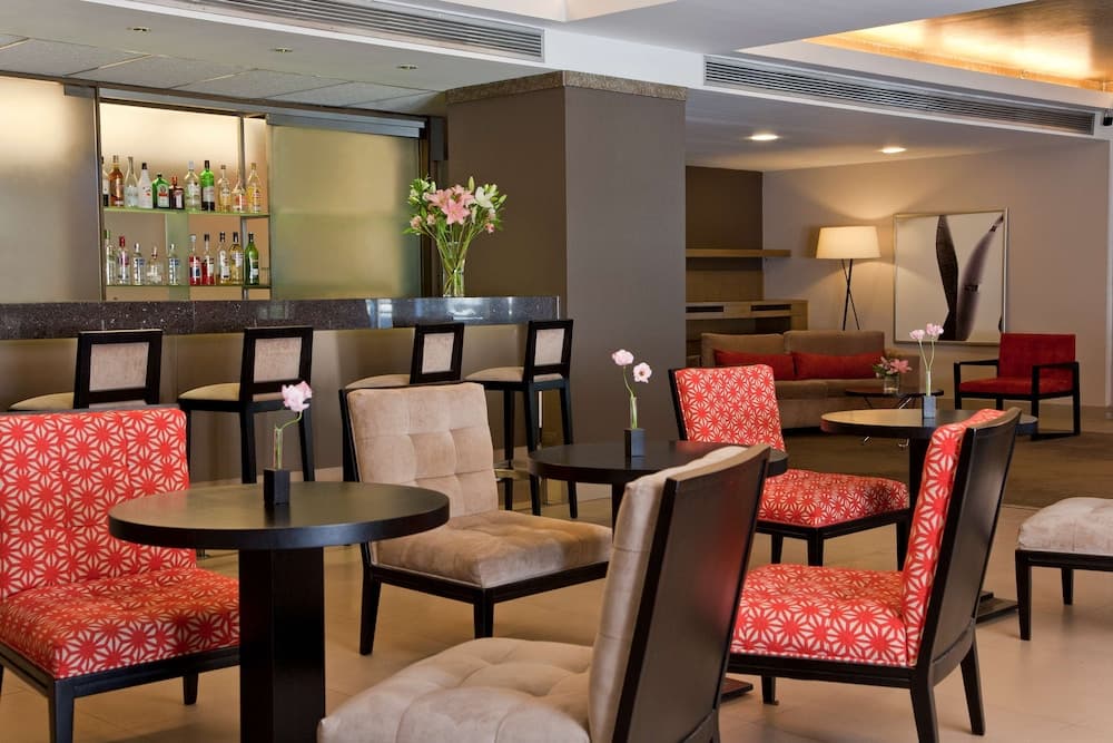 NH 9 de Julio ou Similar, Bar (on property)