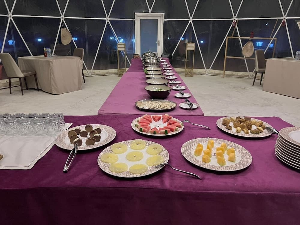Luxury Desert Camp, Breakfast buffet