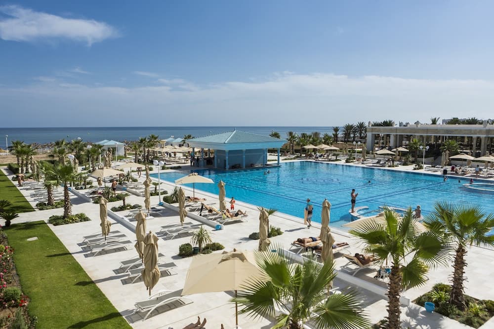 Barceló Concorde Green Park Palace, Outdoor pool