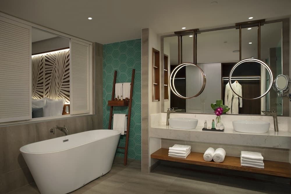 Dreams Macao Beach Punta Cana - All Inclusive, Bathroom