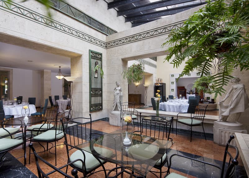 Memories Miramar Habana, RES