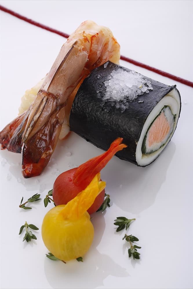 Swissotel Makkah, Room Service - Dining