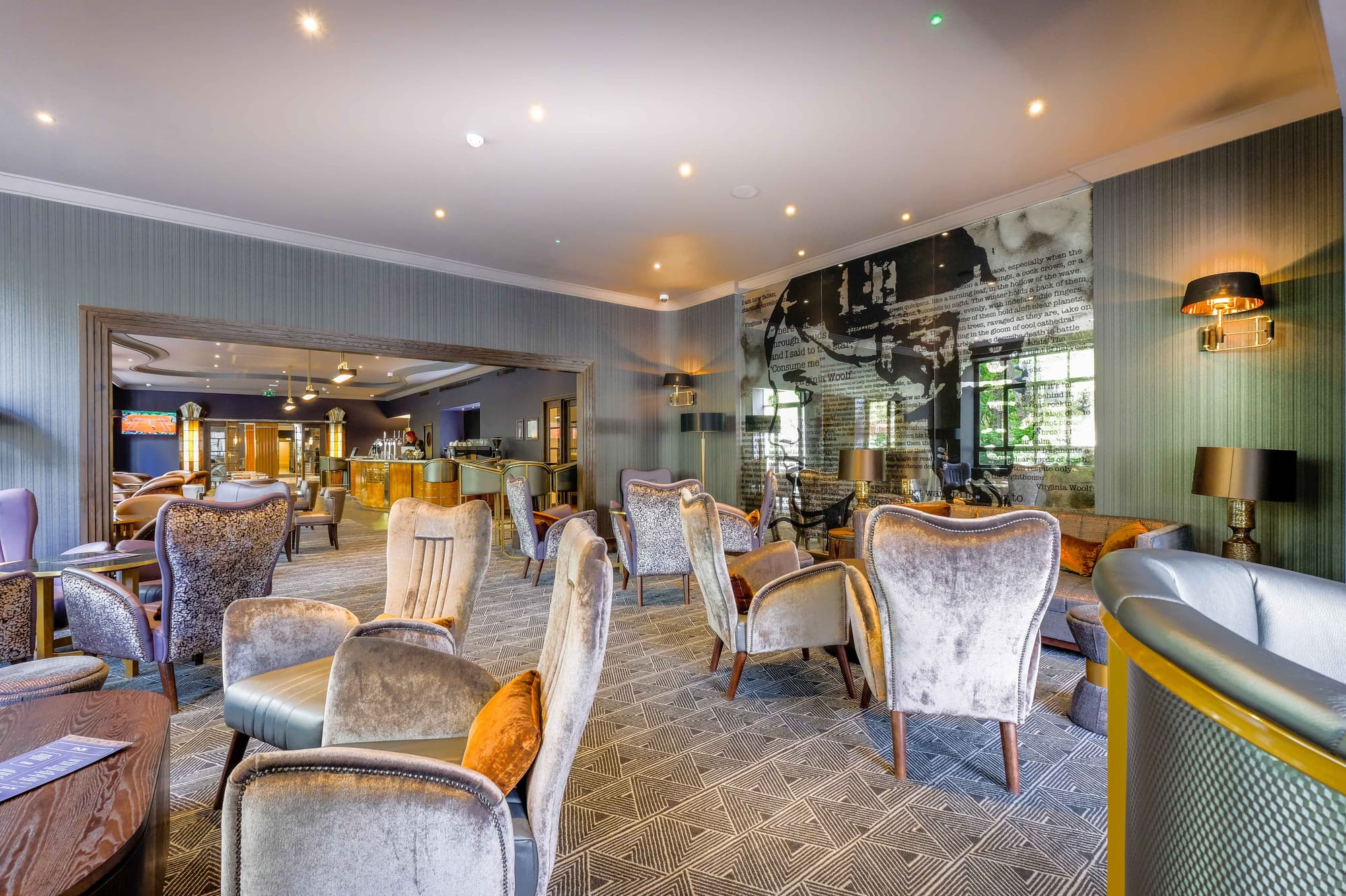 Tavistock Hotel, Bar