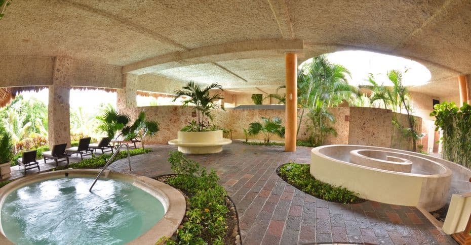 Grand Palladium White Sand Resort & Spa, 