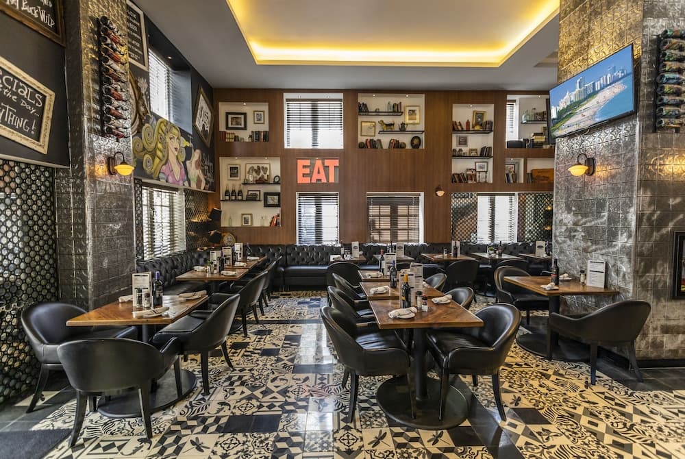 Hotel Croydon, Restaurant