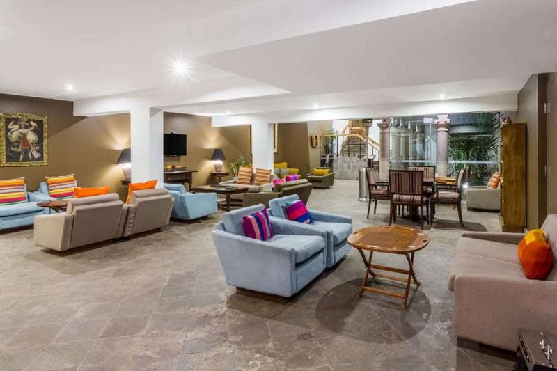 Costa del Sol Ramada Cusco, GEN