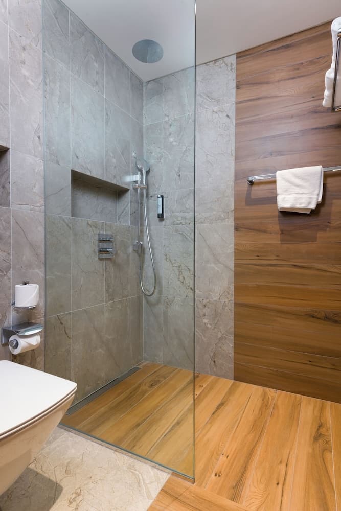 Intercityhotel Bawshar Muscat, Bathroom