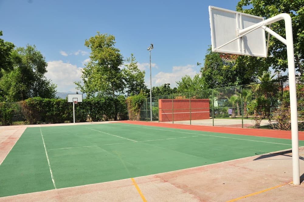 Club Tuana Fethiye, Basketball court