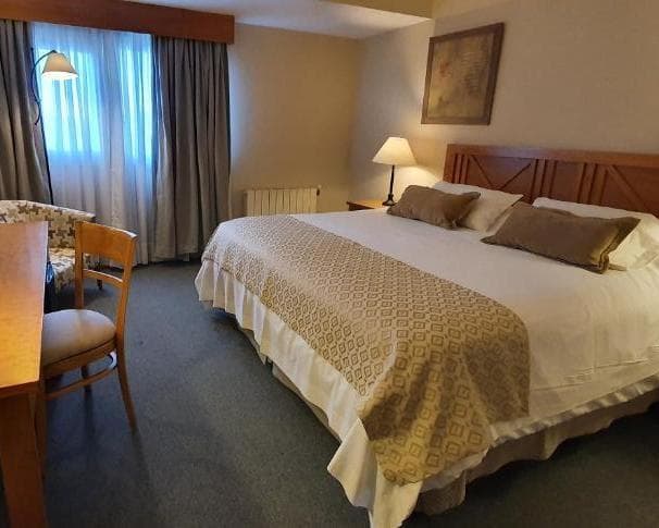 Hotel Canal Beagle , 