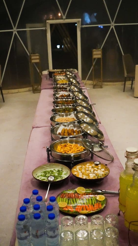 Luxury Desert Camp, Restaurant