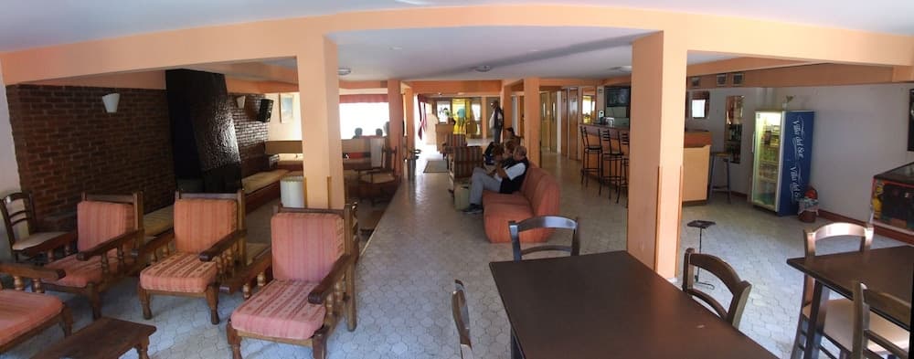 Hotel Internacional, Executive lounge