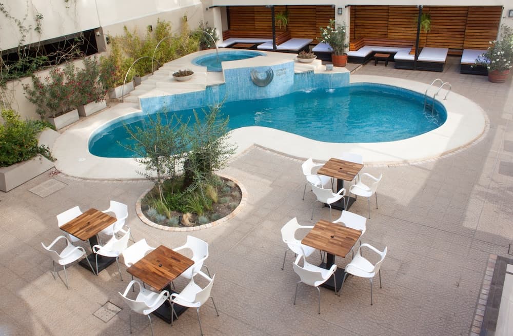 Hotel Royal Princess, Exterior