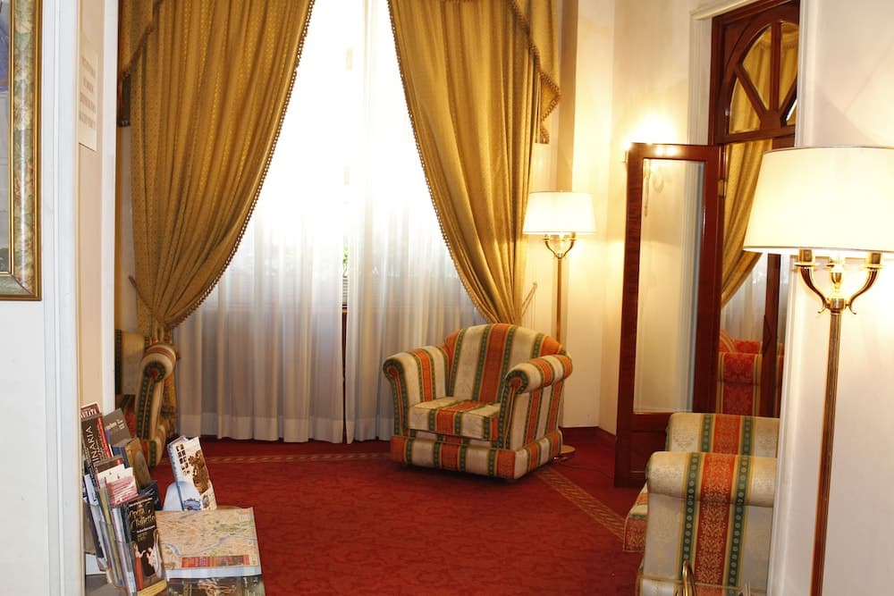 Hotel Pace Helvezia, Interior