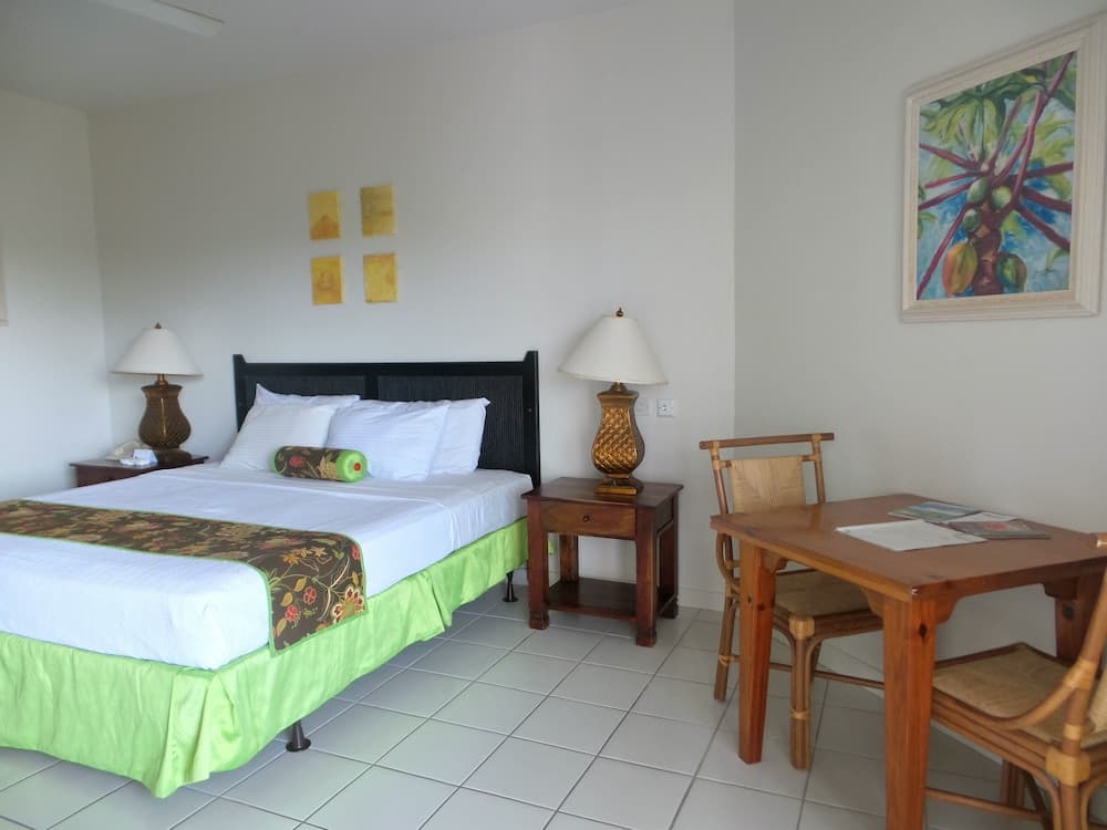 OLD102-Coyaba Beach Resort - GATTINONI, Room