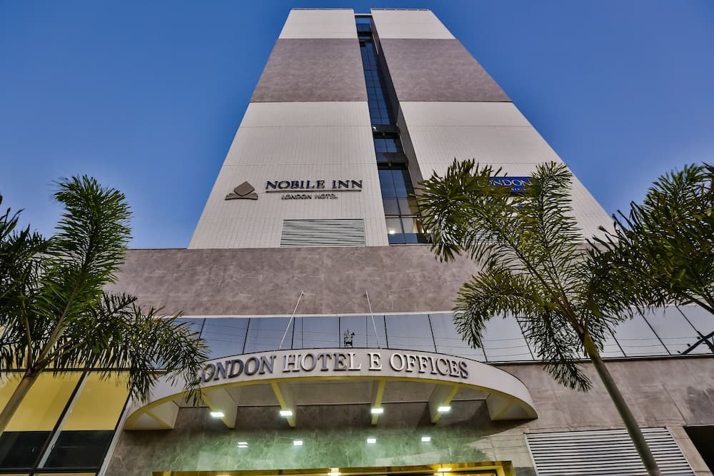 Nobile Inn London Anápolis, Front of property