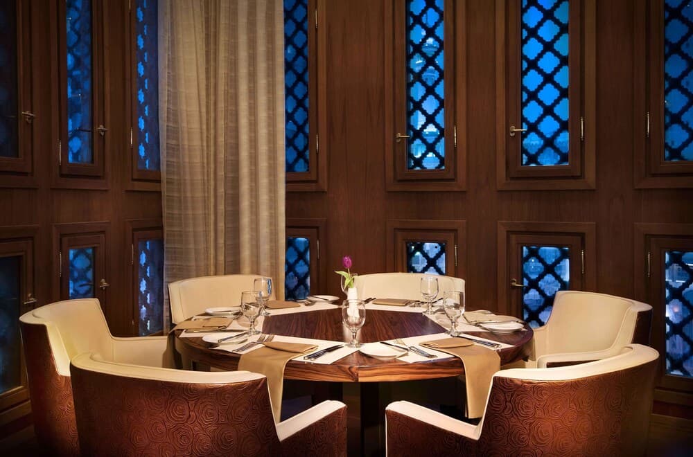 Conrad Makkah, Restaurant