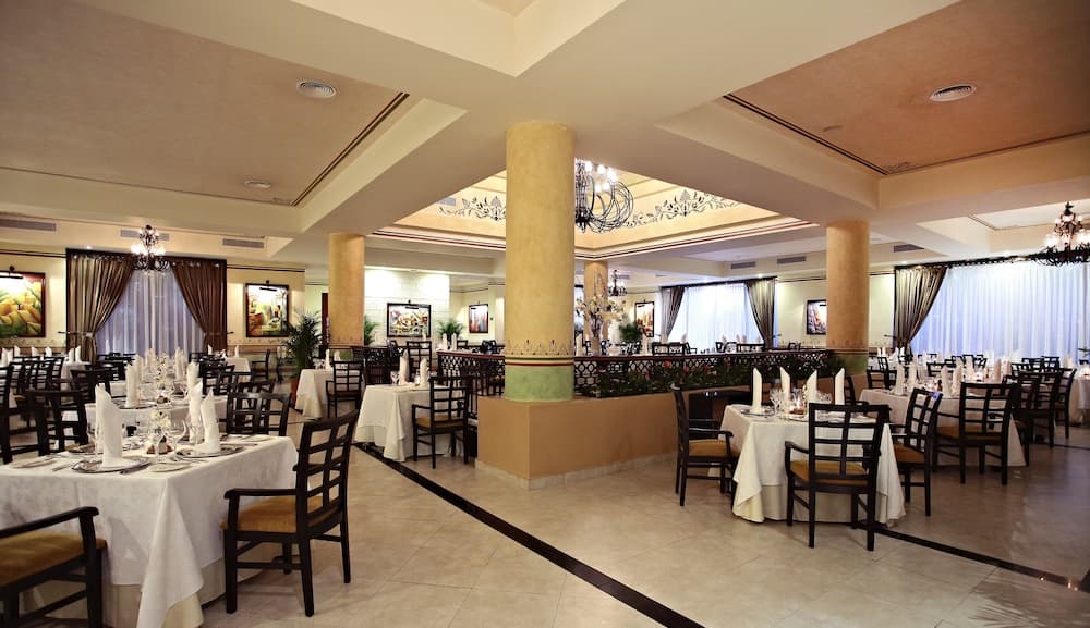 Bahia Principe Grand Coba - All Inclusive [Bloqueos], Restaurant