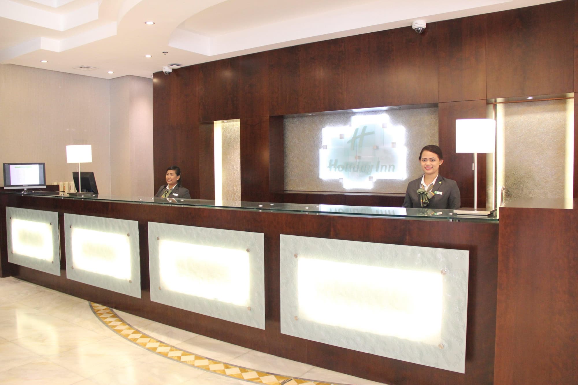 Copthorne Downtown Abu Dhabi , Lobby