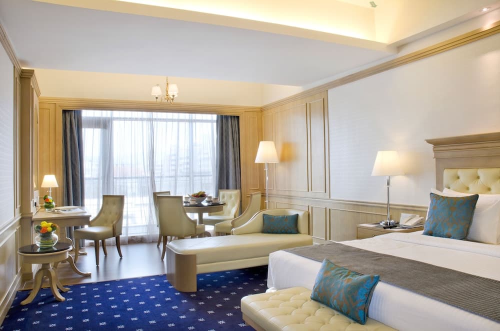 Royale Chulan Penang, Room