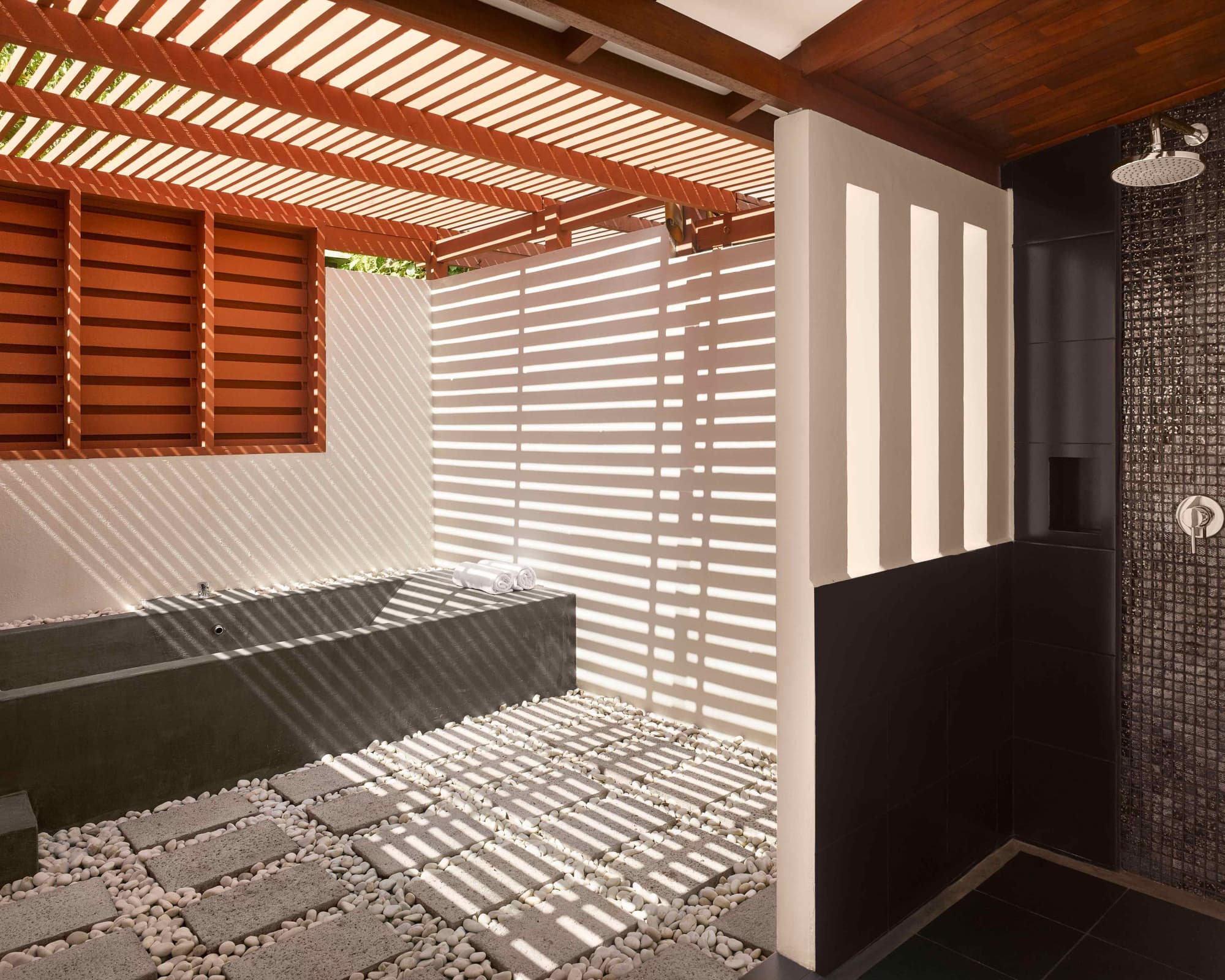 Villa Park, Sun Island, 