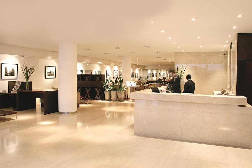 Dazzler by Wyndham Buenos Aires San Martin, Vestíbulo