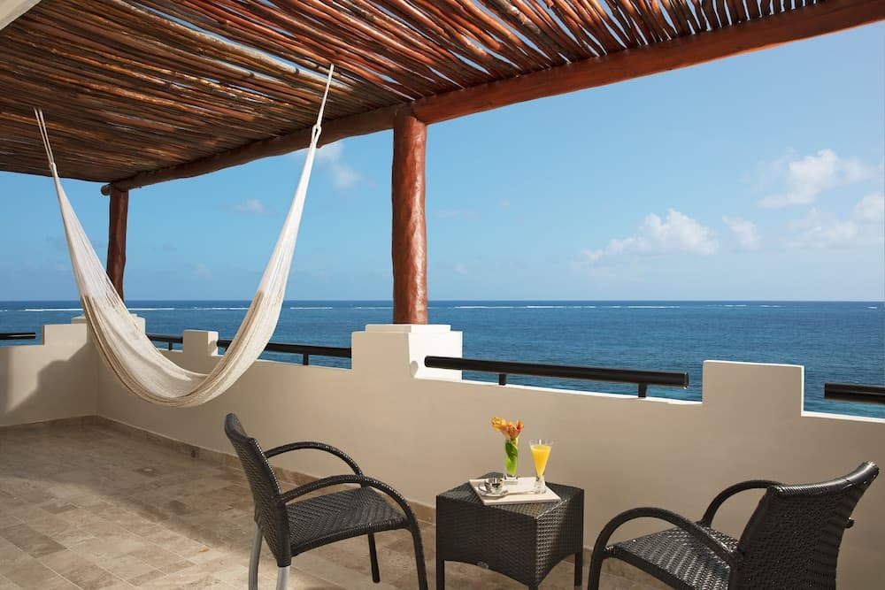Dreams Sapphire Resort & Spa - All Inclusive, Terrace/patio