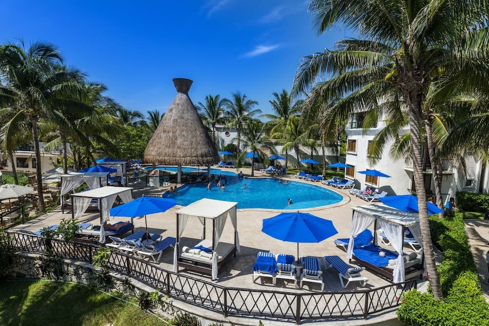 The Reef Playacar Beach Resort & Spa, Outdoor pool