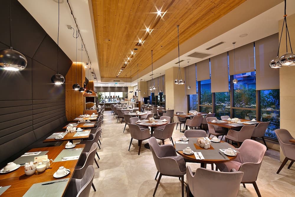 Dosso Dossi Hotels & Spa Downtown, Restaurant