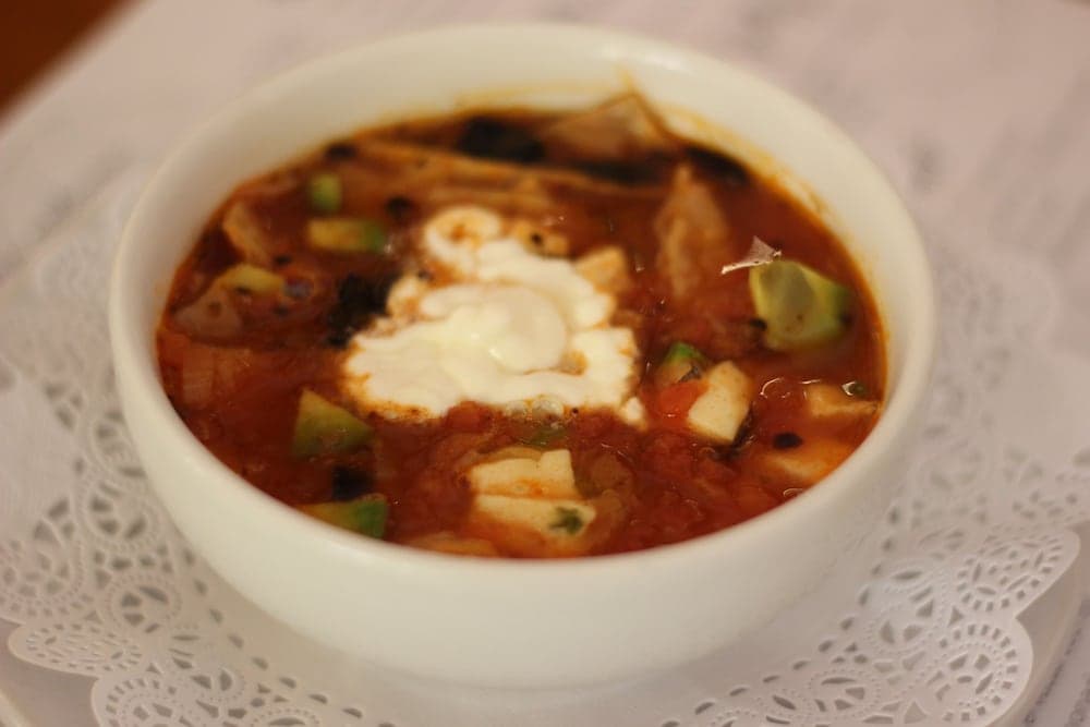 Hotel De Mendoza, Restaurant