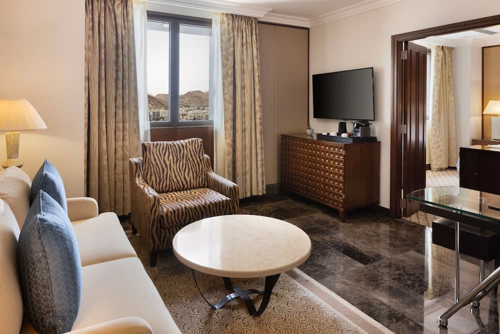 Sheraton Oman Hotel, Room