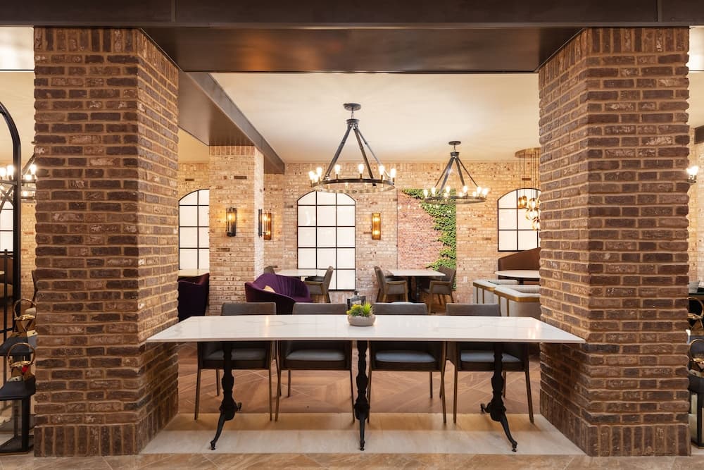 Westgate New York Grand Central, Lobby lounge