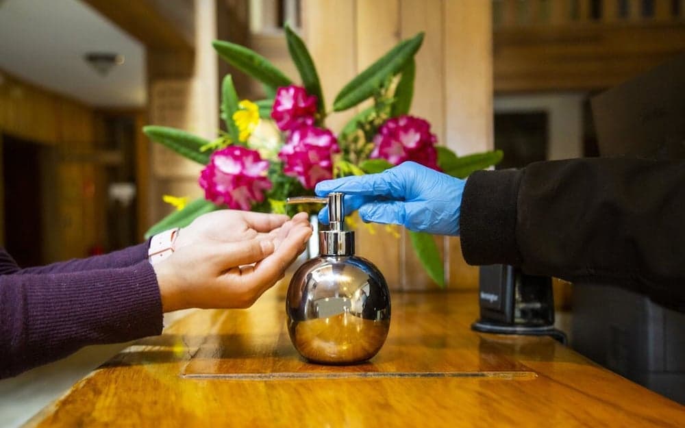 Cabaña del Lago, Reception