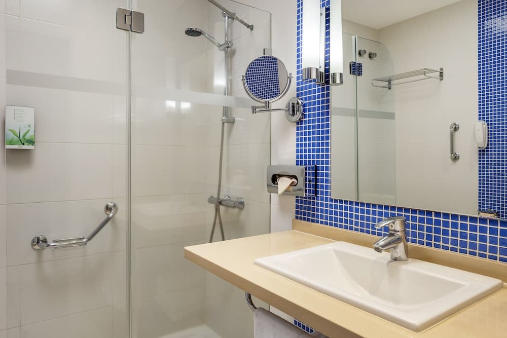 Club Cala Blanca, Bathroom