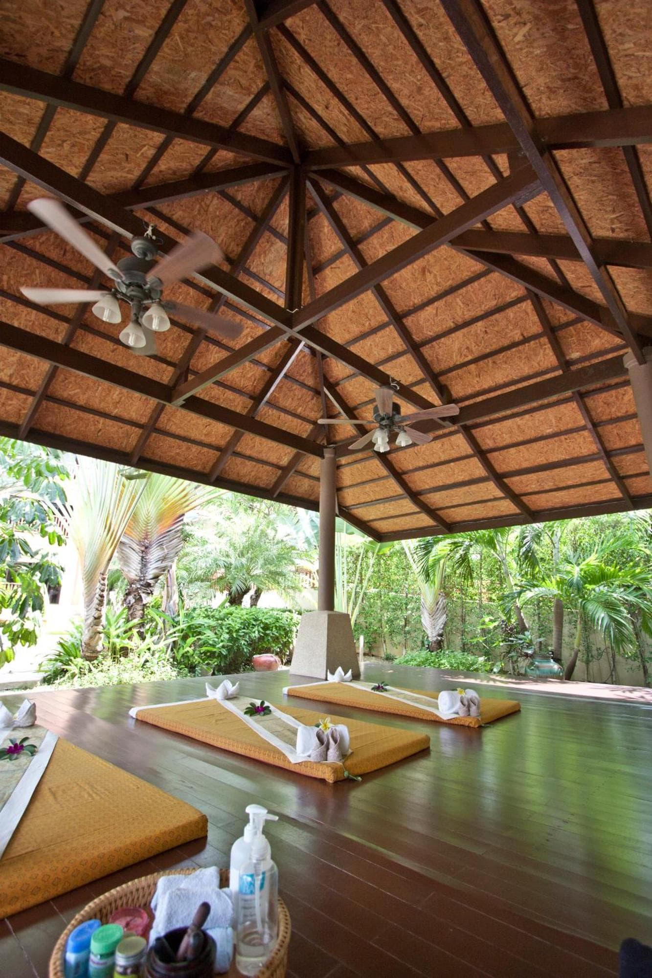 Kata Sea Breeze Resort - SHA Plus, 