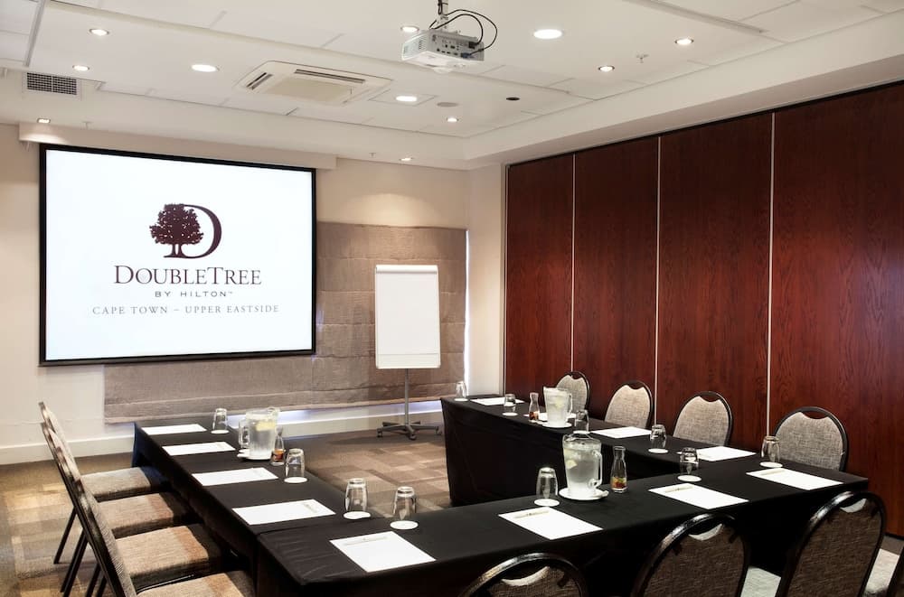 DoubleTree by Hilton Cape Town - Upper Eastside, Meeting facility