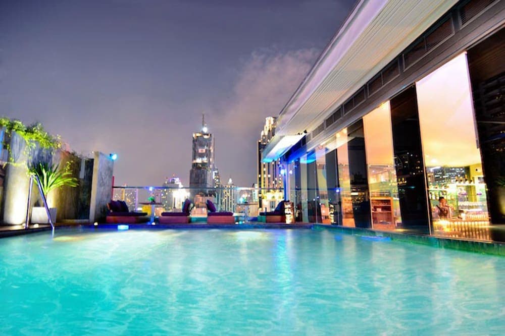 Galleria 10 Sukhumvit Bangkok by Compass Hospitality, Rooftop pool