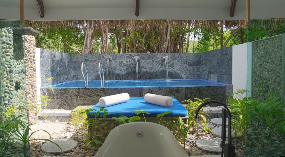 Kihaa Maldives - Trasferimenti Volo Domestico + Barca Veloce Inclusi - Airone Selection, Room