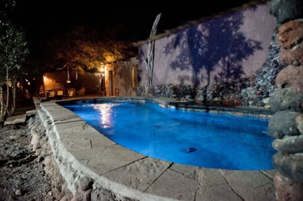 Don Raúl, Outdoor Pool