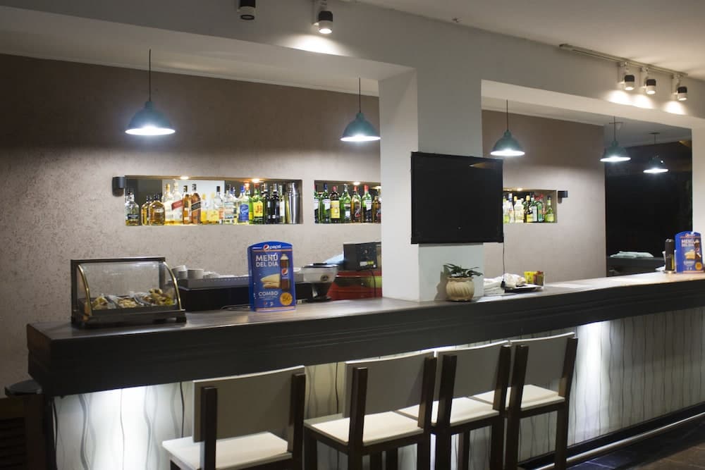 Hotel El Libertador, Bar (on property)