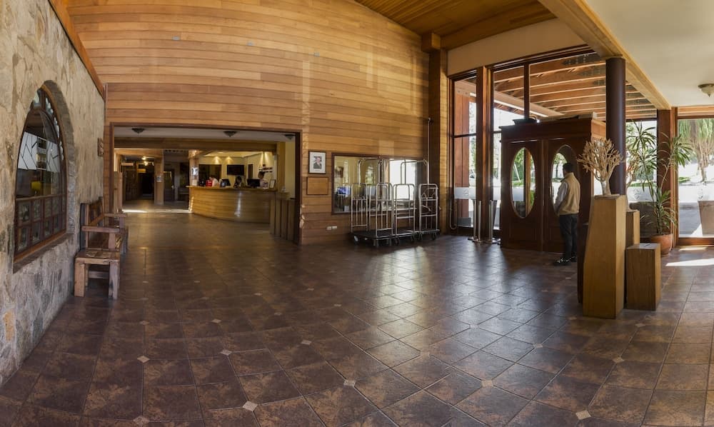 Cabaña del Lago, Lobby