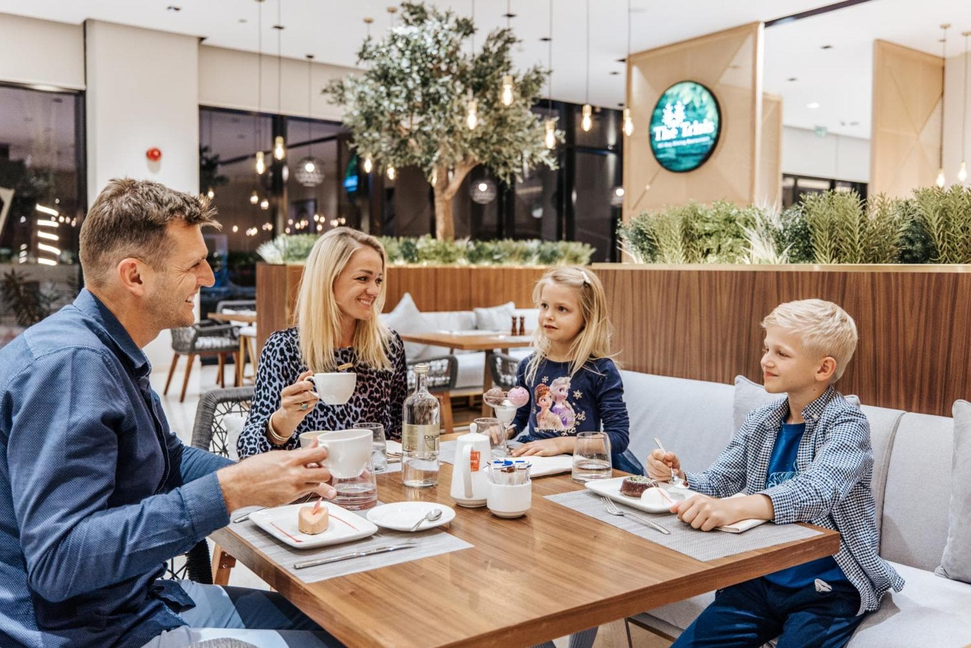 Maani Muscat Hotel & Suites, 