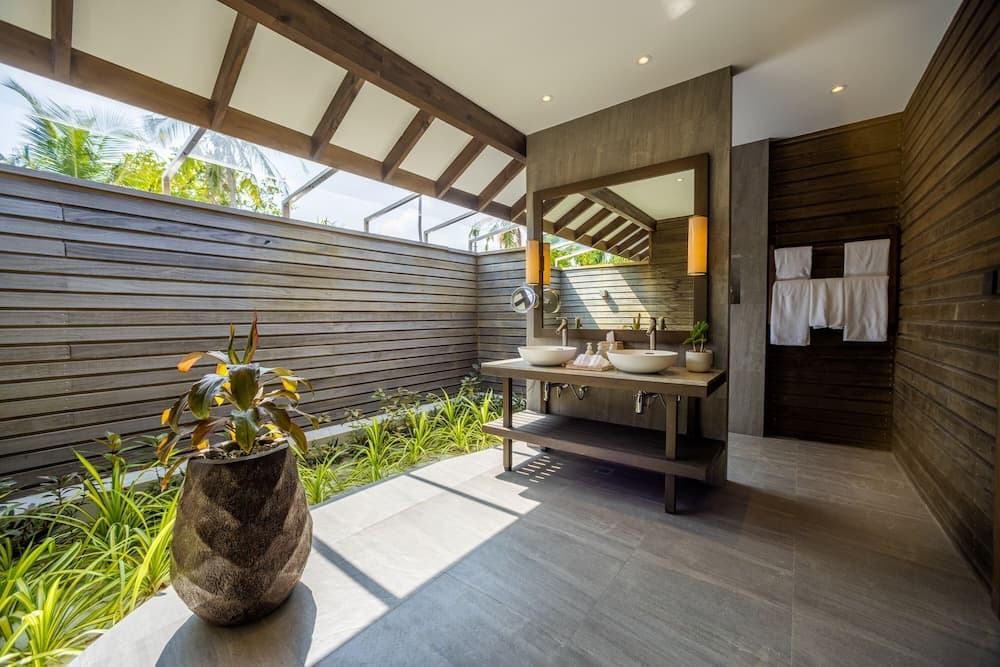 Jawakara Islands Maldives, Bathroom