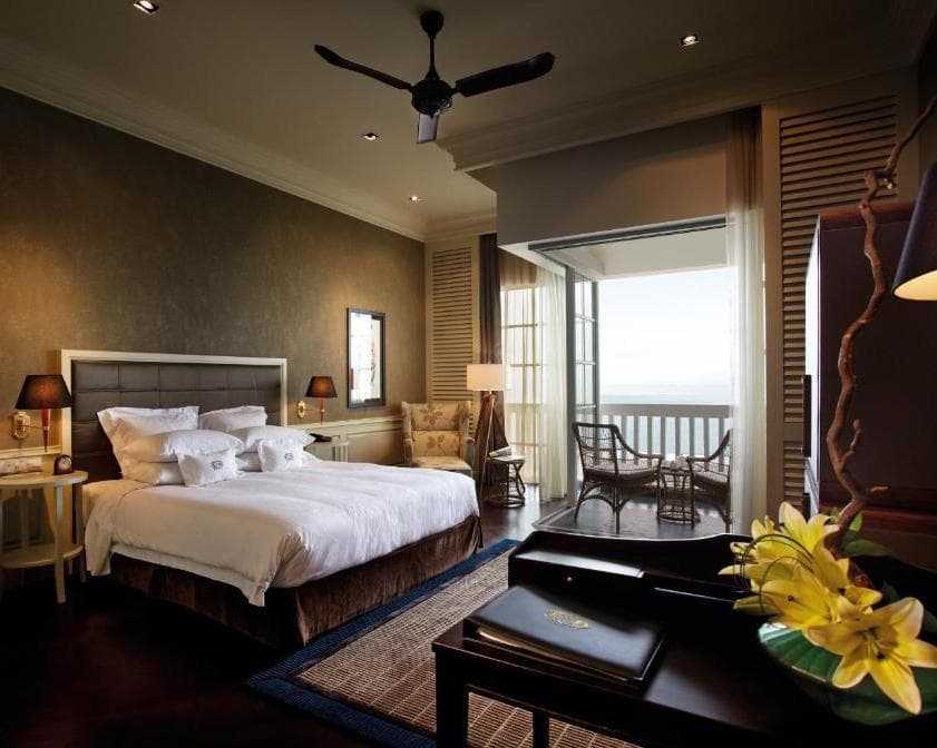 Eastern & Oriental Hotel, 