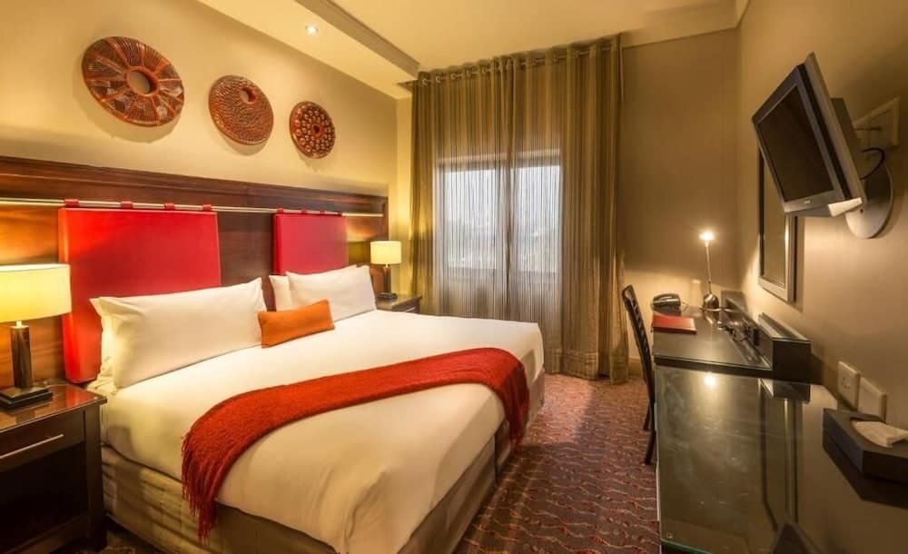 Peermont Mondior At Emperors Palace, Bathroom